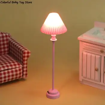 Миниатюрен куклена къща 1: 12 Розова led лампа под лампа на Застояла Лампа Настолна лампа Модел Играчки за домашния декор на Аксесоари за кукла къща