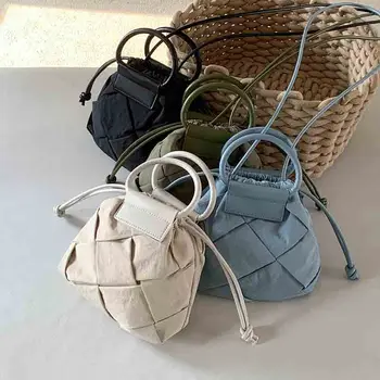 2023 Нова найлон дамски клетчатая чанта в Японски стил, младежки Мини-гривни, чанти, Тканая Женствена чанта през рамо, Разпродажба