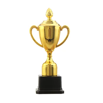 Пластмасов Златен Трофей Футболна играчка Мини-модел на Празнична Награда Декор на домашен десктоп Студентите Деца