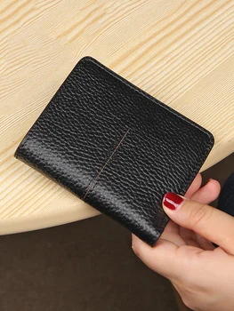Ултра-женски портфейл от естествена кожа 2024, модерна къса сгъваема двупластова чанта-скоба за кредитни карти / удостоверения за самоличност
